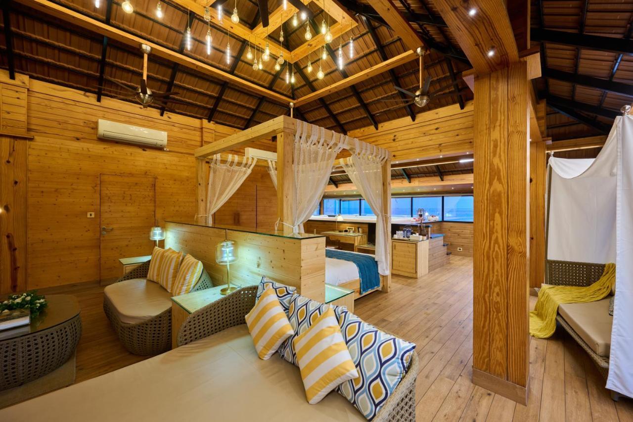 Maliekal Heritance Cherai Beach Cochin Exterior photo