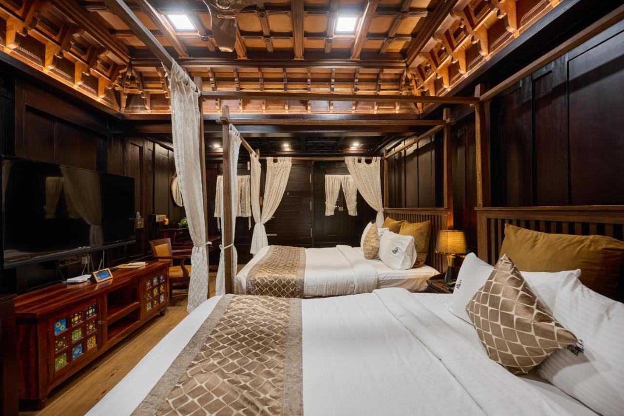 Maliekal Heritance Cherai Beach Cochin Exterior photo